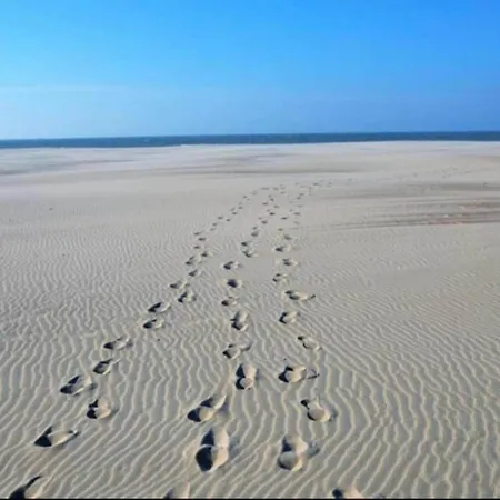 Coastal Comfort By The Sea, Cleaning Included Nieuwpoort
