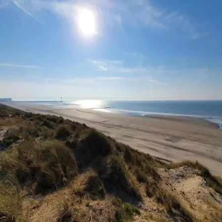 Apartment Coastal Comfort By The Sea, Cleaning Included Nieuwpoort